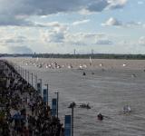 Con entusiasta y masiva adhesión de público y navegantes, volvió la Caravana Náutica para celebrar la Bandera