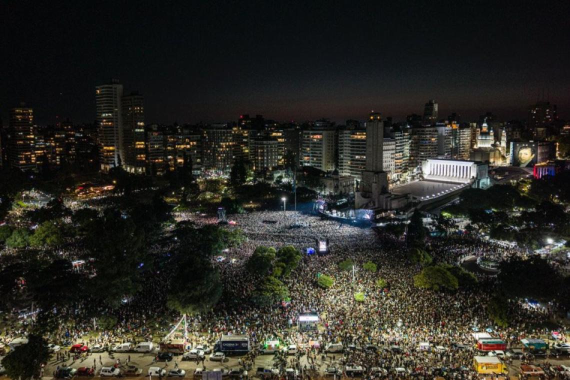Rosario siempre estuvo cerca: Fito en un reencuentro histórico con su ciudad