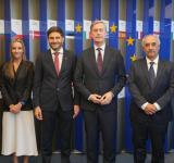 Pullaro se reunió con el embajador de la Unión Europea y consolidó la agenda comercial de Santa Fe