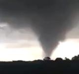 Un tornado causó estragos en el sur de Santa Fe y dejó a Bombal sin luz