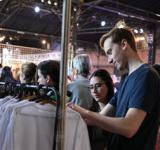 El Outlet Rosario abrió sus puertas y convocó a más de 10 mil personas en el primer día