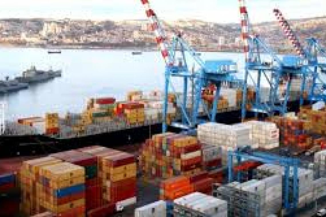 El intercambio comercial marcó en abril un superávit de US$ 1.411 millones