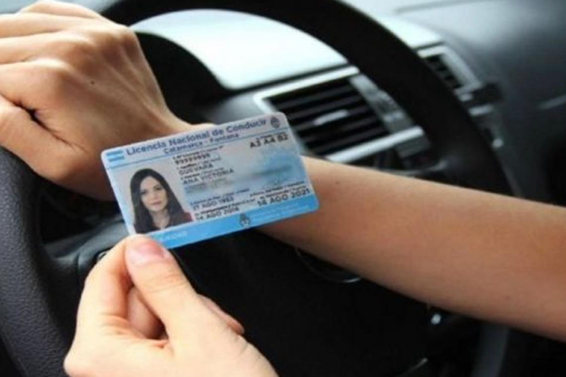 Se restableció la atención para trámites de licencias de conducir