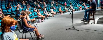 El Consejo de Niñas y Niños de Rosario entregó su proyecto 2020 al intendente