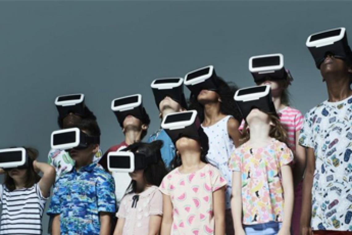 "Los 'nativos digitales' son los primeros niños con un coeficiente intelectual más bajo que sus padres"