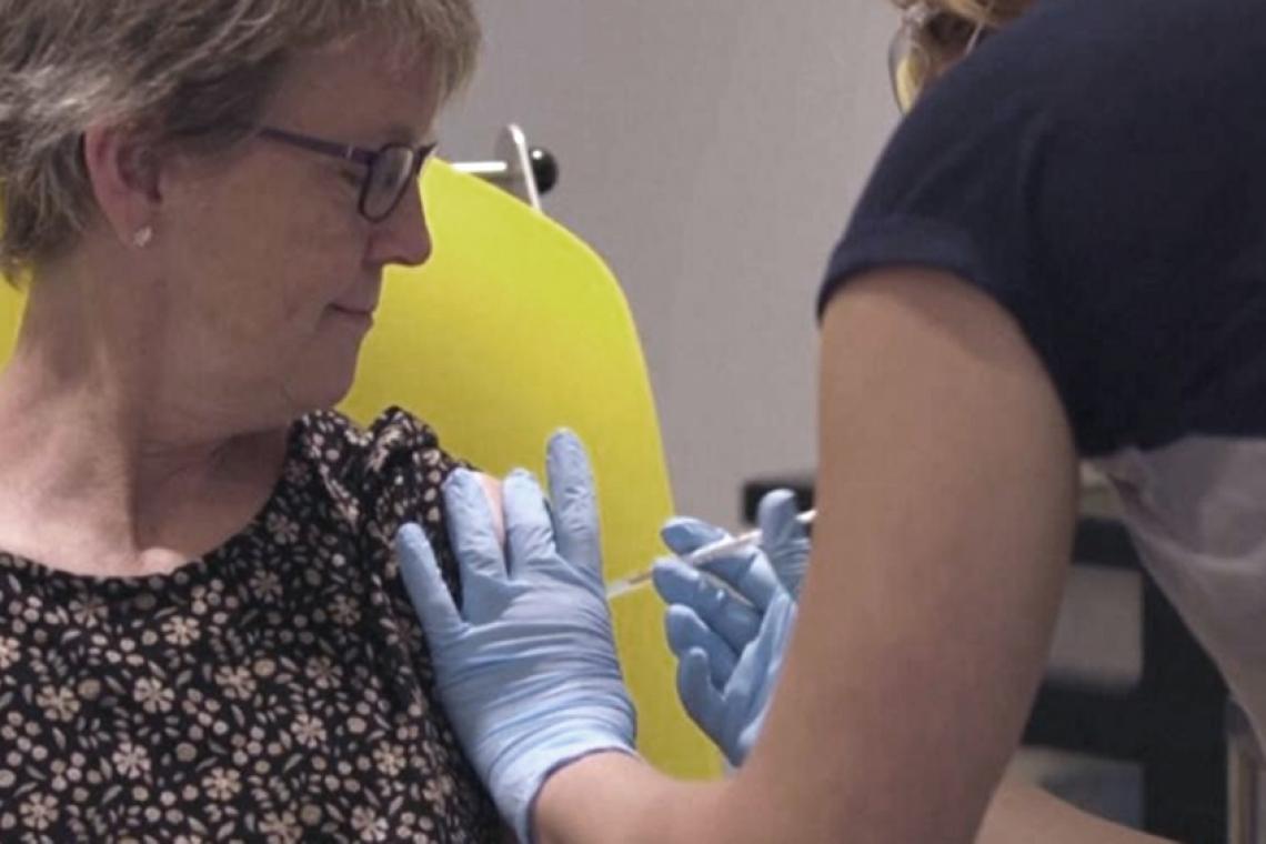 Lanzaron una campaña para promover la vacunación contra la gripe y la neumonía