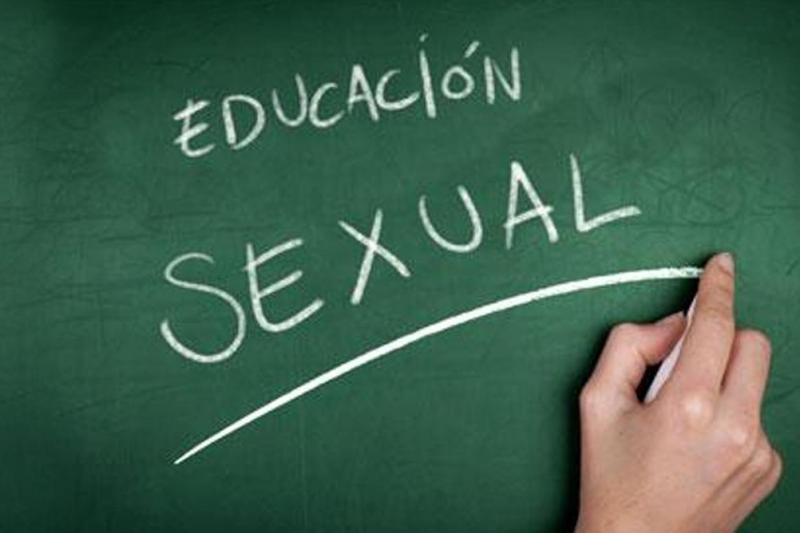 ¿Cómo hablar de sexo con adolescentes?