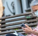 Acompañamientos telefónicos: un vínculo de sostén a adultos y adultas mayores