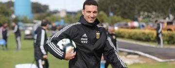 Scaloni, clarito y sin filtro: "Nadie tiene el puesto asegurado, sólo uno"