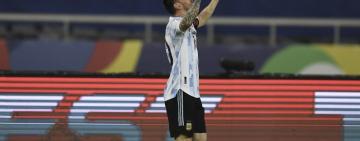 Messi llegó al país y se sumó al seleccionado para la última doble fecha