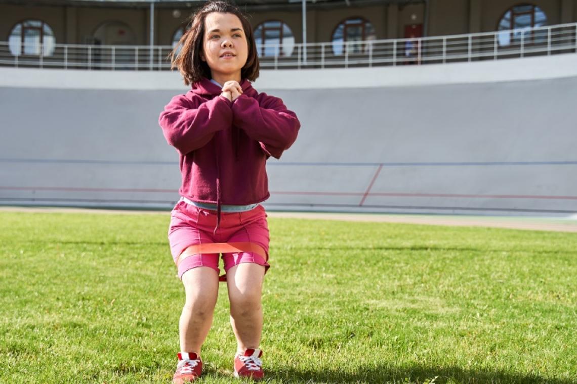 Acondroplasia: más de la mitad de los adolescentes que tiene esta condición sufre dolor