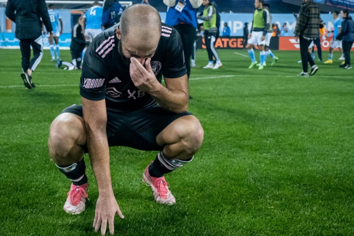 Gonzalo Higuaín se despidió del fútbol: "Se acabó lo que más amé"