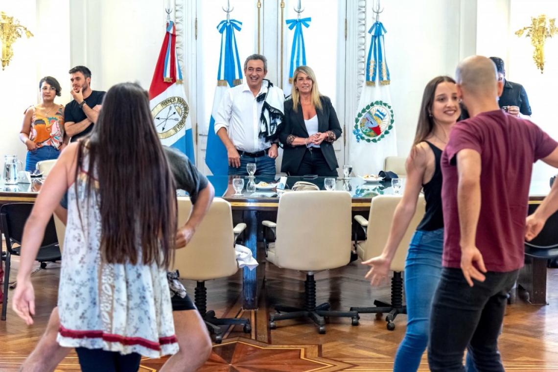 Javkin recibió a representantes locales en el Pre Cosquín 2023
