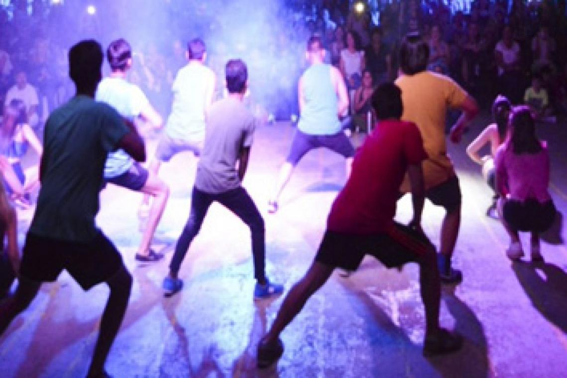 Jóvenes cierran el año con la tradicional muestra de talleres en el Galpón de Juventudes