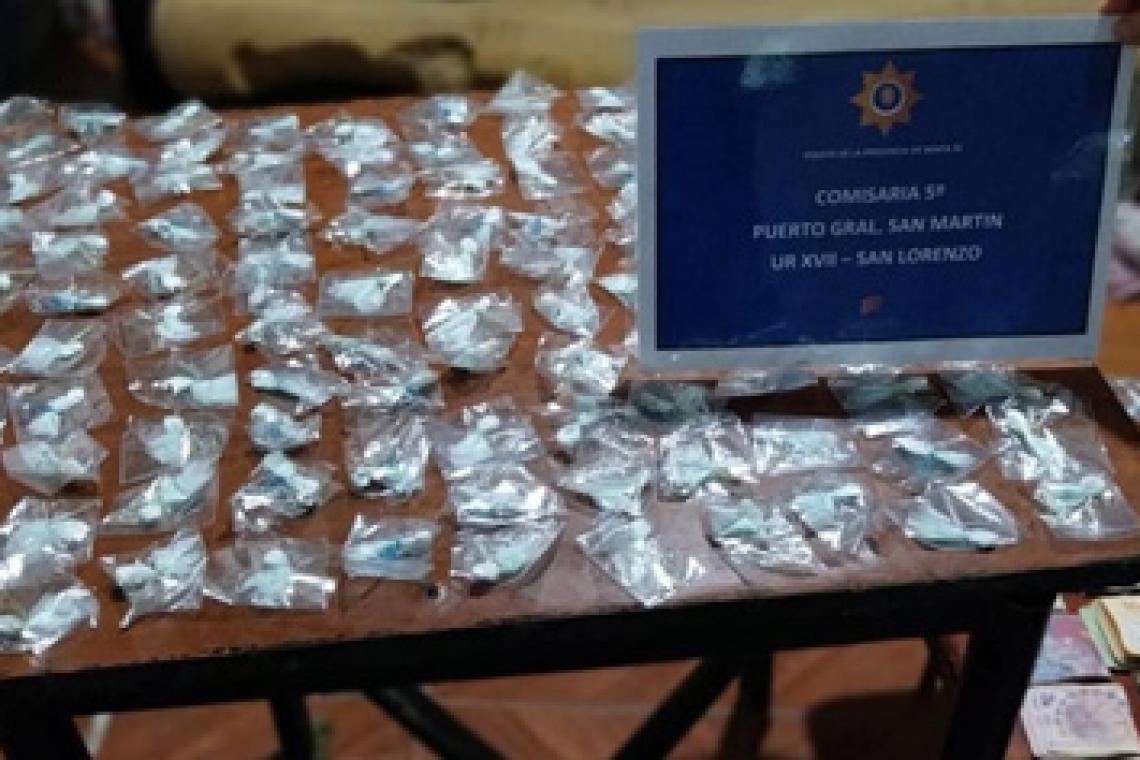 Puerto San Martín: allanamientos y dos mujeres detenidas con 200 dosis de cocaína