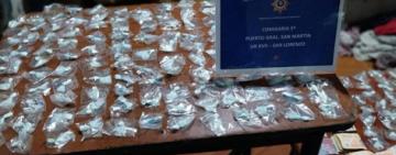 Puerto San Martín: allanamientos y dos mujeres detenidas con 200 dosis de cocaína