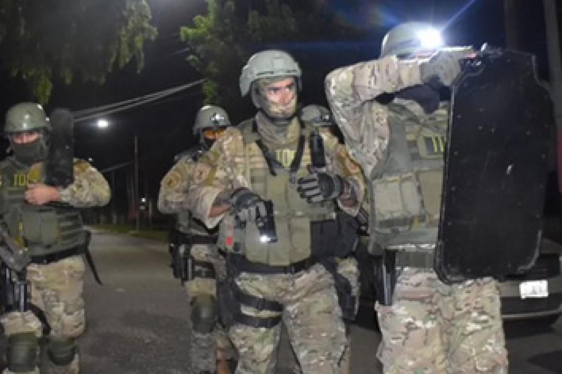 Seis detenidos en 30 allanamientos