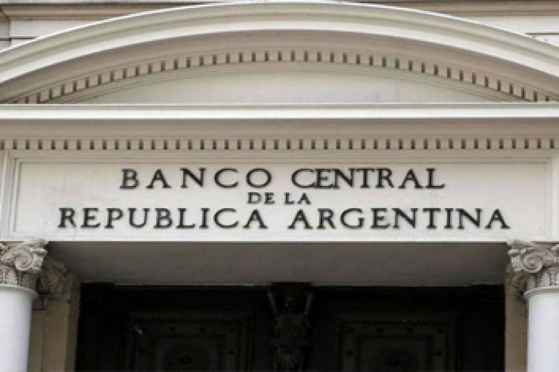 El Banco Central bajó la tasa de interés de 60 a 50%