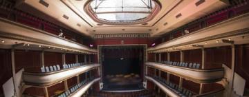 La Comedia