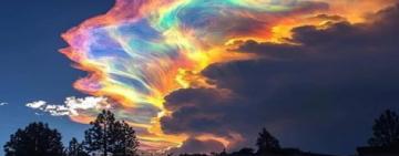 Estalló en el cielo de Tucumán el arco iris de fuego