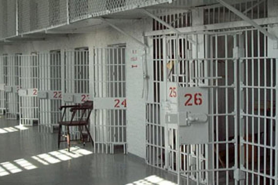 Prisión preventiva para dos agentes penitenciarios por homicidio en la cárcel de Piñero