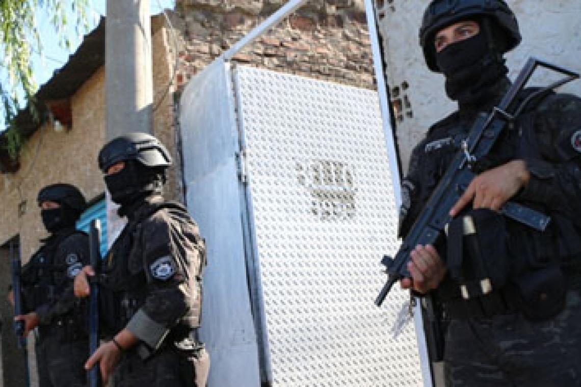 Rosario: en los últimos cinco días hubo 124 allanamientos vinculados a microtráfico y otros delitos