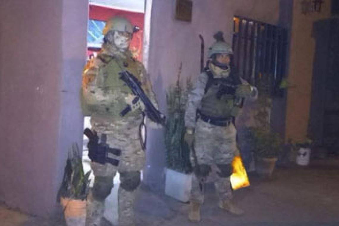Seis detenidos y material secuestrado en allanamientos por conflictos en Villa Banana