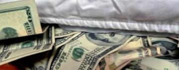 Argentina flexibiliza uso de dólares no declarados para atraer divisas y reactivar la economía