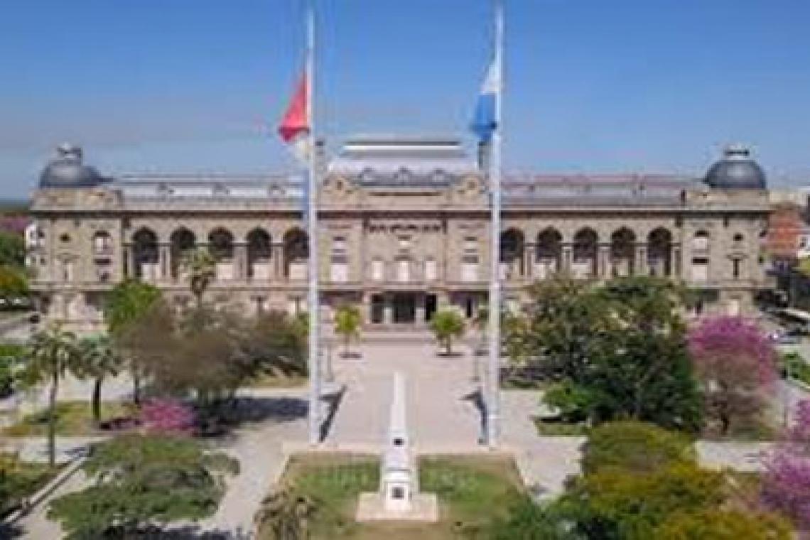 Deuda de Nación: Santa Fe rechazó la propuesta por no ser conveniente a los intereses provinciales
