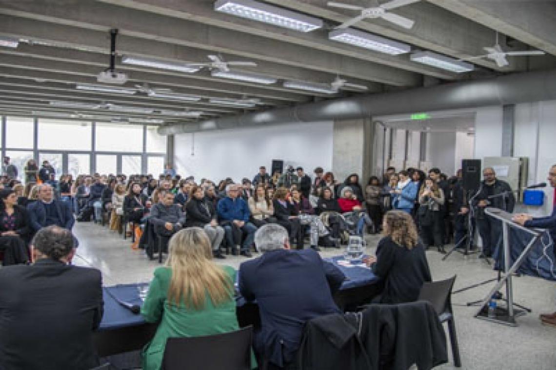 «Tenemos el desafío de pensar cómo elegimos hacia adelante la forma de organizar nuestras sociedades»
