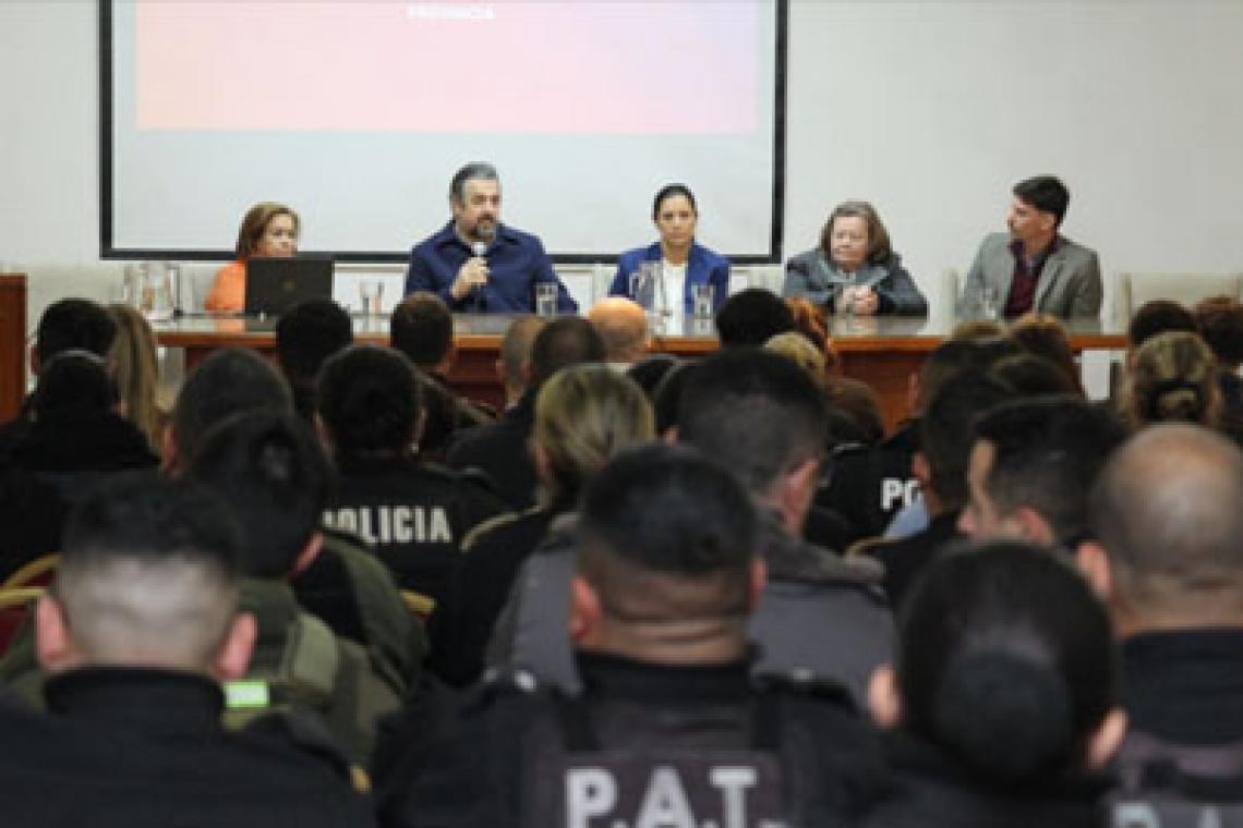 Provincia impulsa un programa de salud mental para las fuerzas de seguridad
