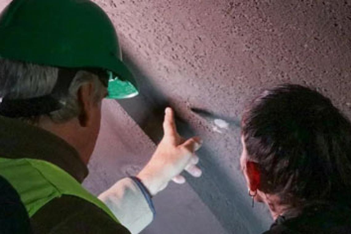 Inyectan material hidroactivo en las juntas del túnel subfluvial