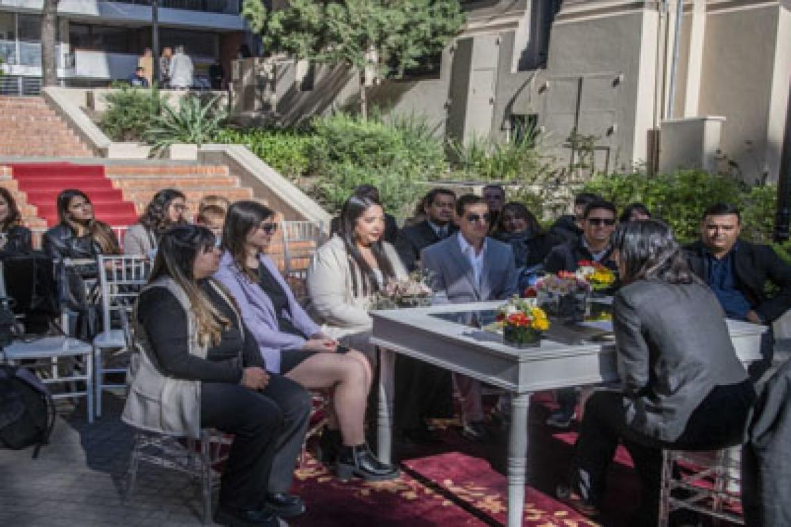 Volvieron los casamientos por civil en espacios públicos emblemáticos de la ciudad