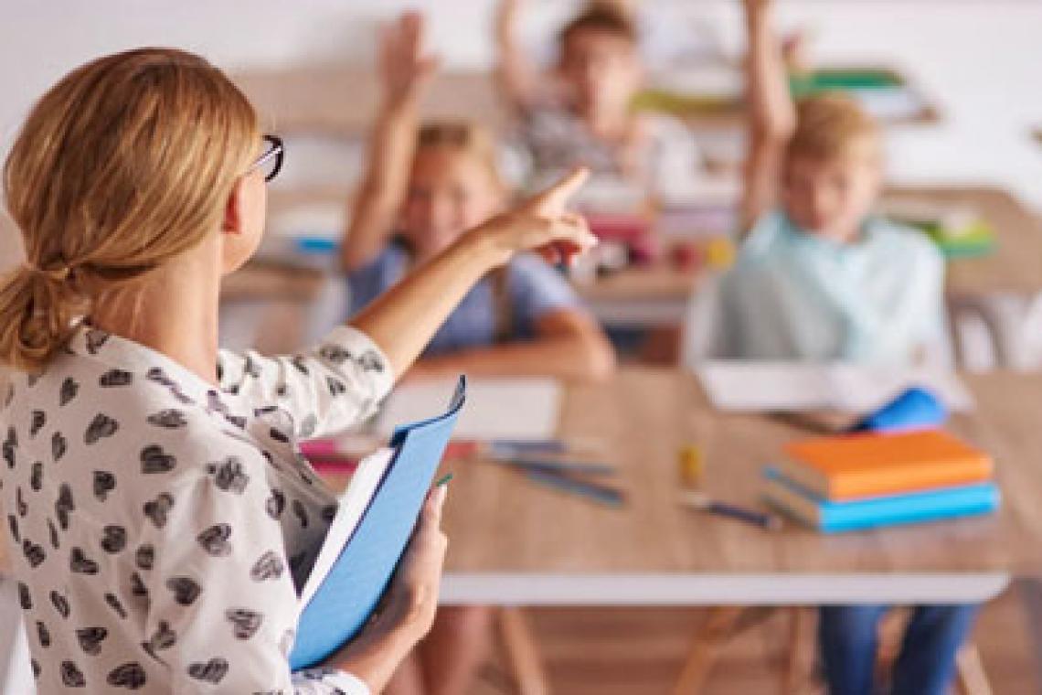 Día del Maestro.“Para ser docente, hay que sentirlo”