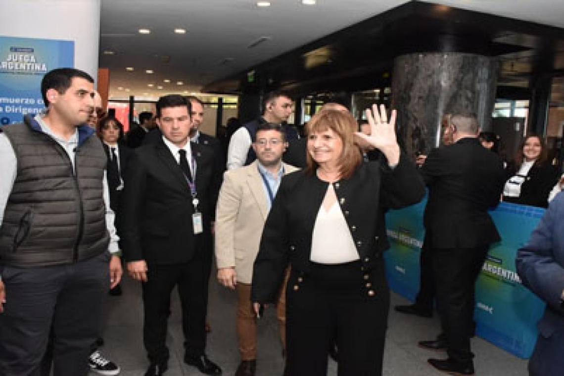 Bullrich, dura contra los gobernadores: "Cada diez minutos piden plata"