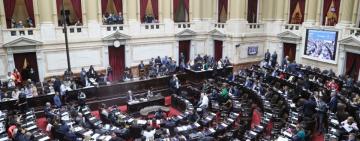 Fuego cruzado en Diputados: cánticos e insultos entre libertarios y peronistas en la jura