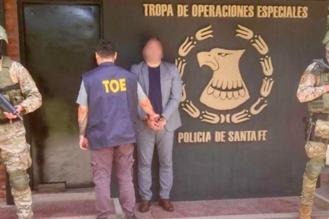 Rosario: las TOE detuvieron a un hombre por estafa y administración fraudulenta