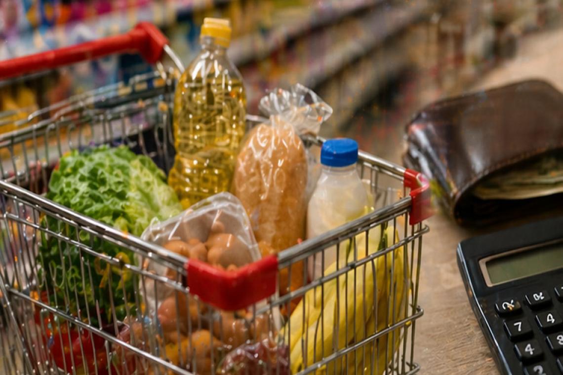 Cambio de hábitos: cada vez más argentinos recortan gastos y modifican su consumo diario