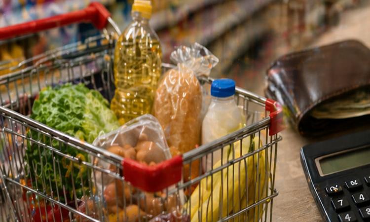 Cambio de hábitos: cada vez más argentinos recortan gastos y modifican su consumo diario