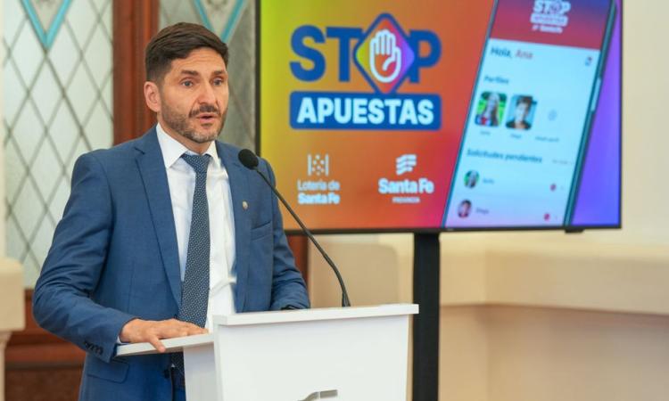 Pullaro presentó StopApuestas: la app para controlar el uso digital de menores en Santa Fe