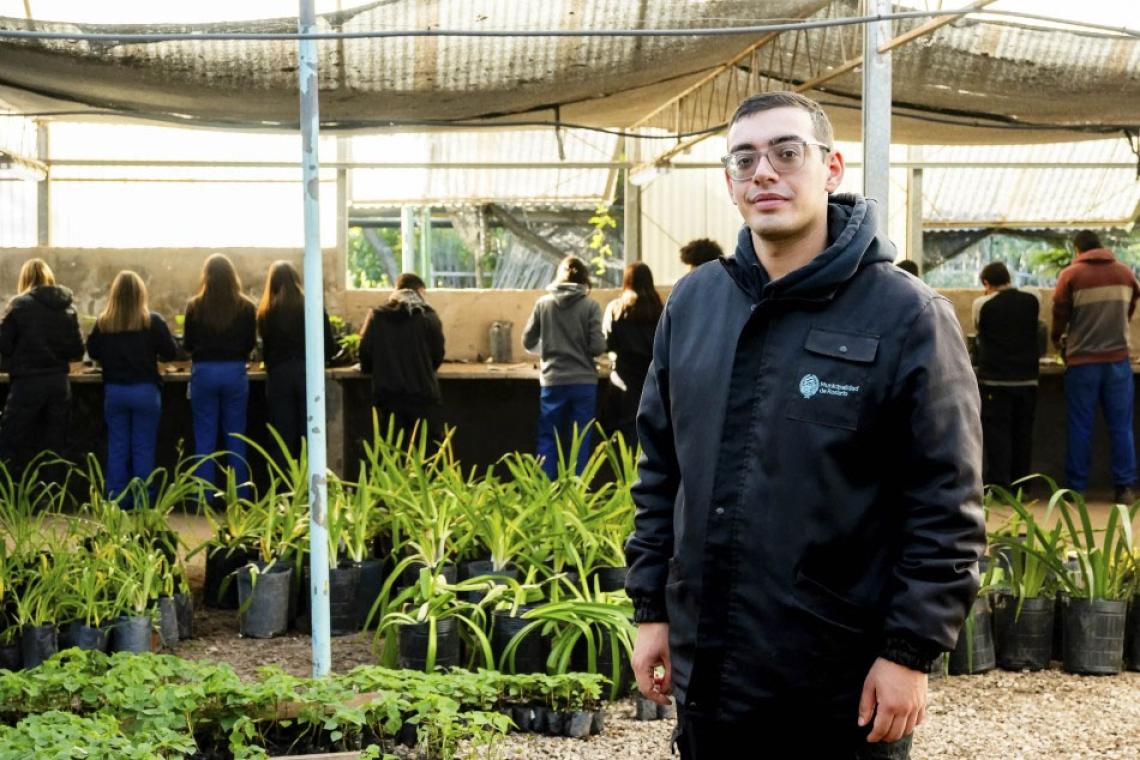 Lucas Martino: “La jardinería para mí, como joven, significa regar el suelo con esperanza”