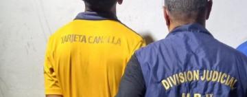 Lo frenaron otra vez en el Gigante: hincha de Central terminó en la comisaría por una causa de violencia familiar