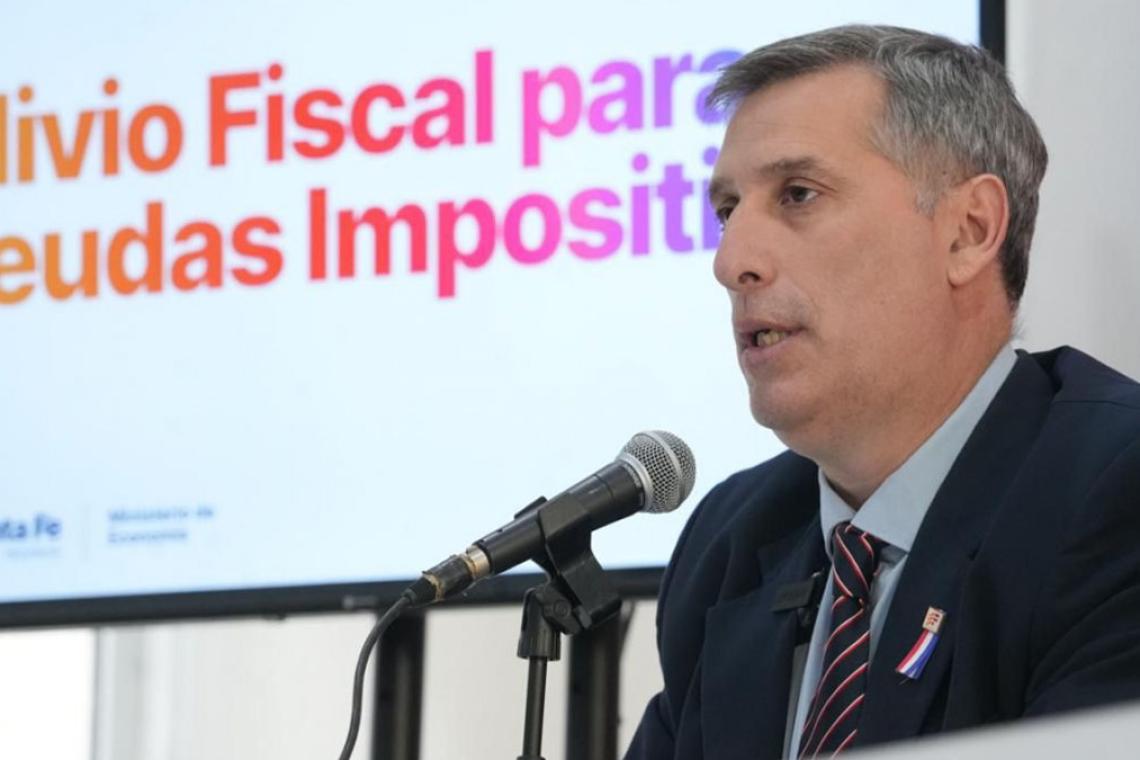 Pullaro lanzó un plan de alivio fiscal con hasta 36 cuotas para empresas y familias santafesinas