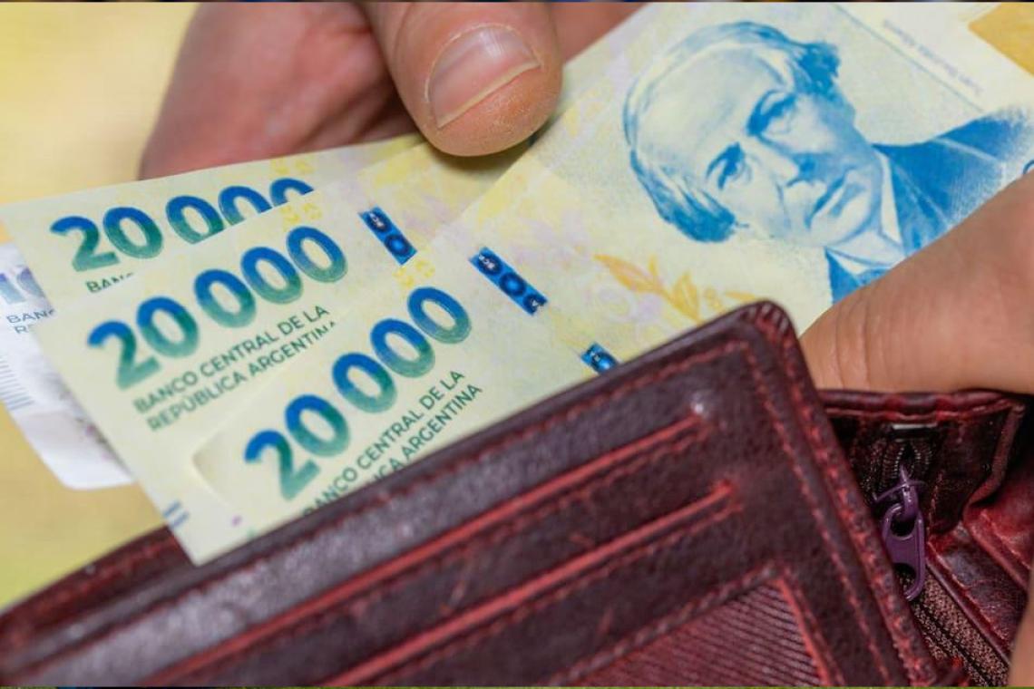 Gastos fijos en alza: jubilados, empleados públicos e inquilinos, los más golpeados por los aumentos