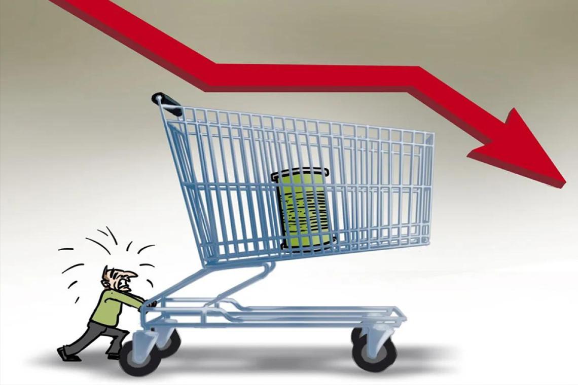 El consumo sigue sin despegar y preocupa a los comercios del interior