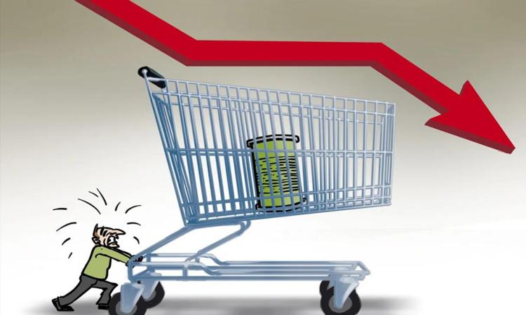 El consumo sigue sin despegar y preocupa a los comercios del interior