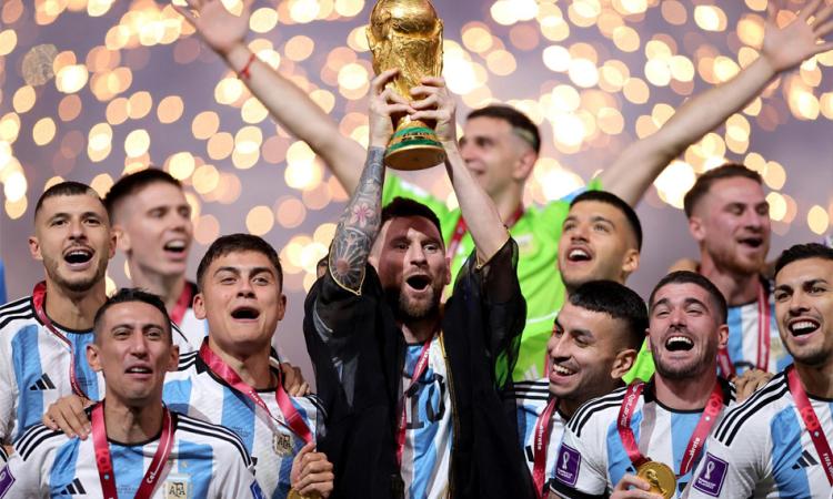 Argentina inicia la defensa de su corona mundial ante Argelia en Kansas