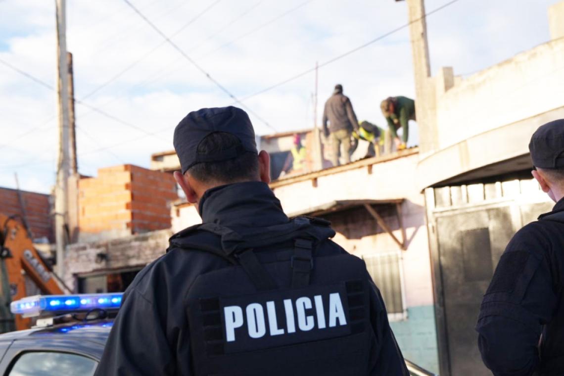 Villa Banana: derribaron el búnker vinculado a uno de los acusados por el crimen del policía federal