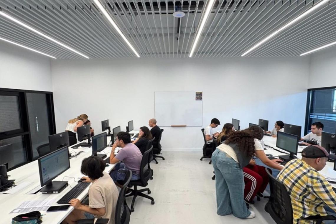 Tecnoteca lanza las “Cápsulas de Invierno” para potenciar la inserción laboral de jóvenes rosarinos