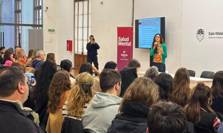 Santa Fe fortalece la atención comunitaria con capacitación para más de 100 profesionales